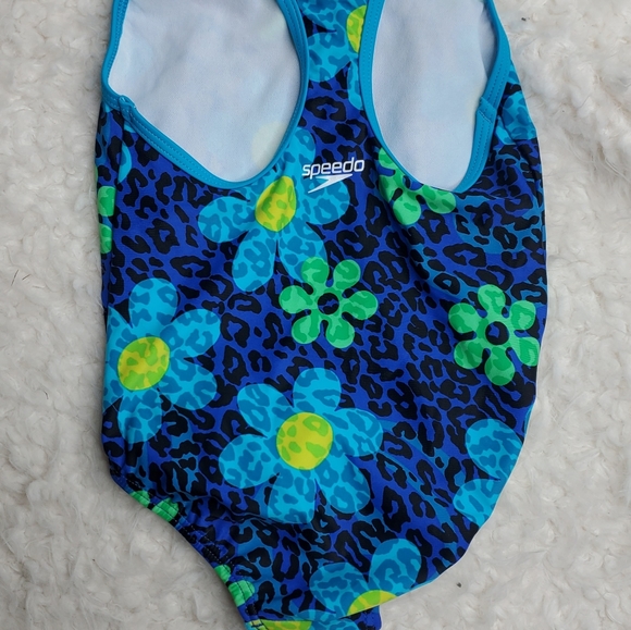 Bikini - Picture 4 of 4